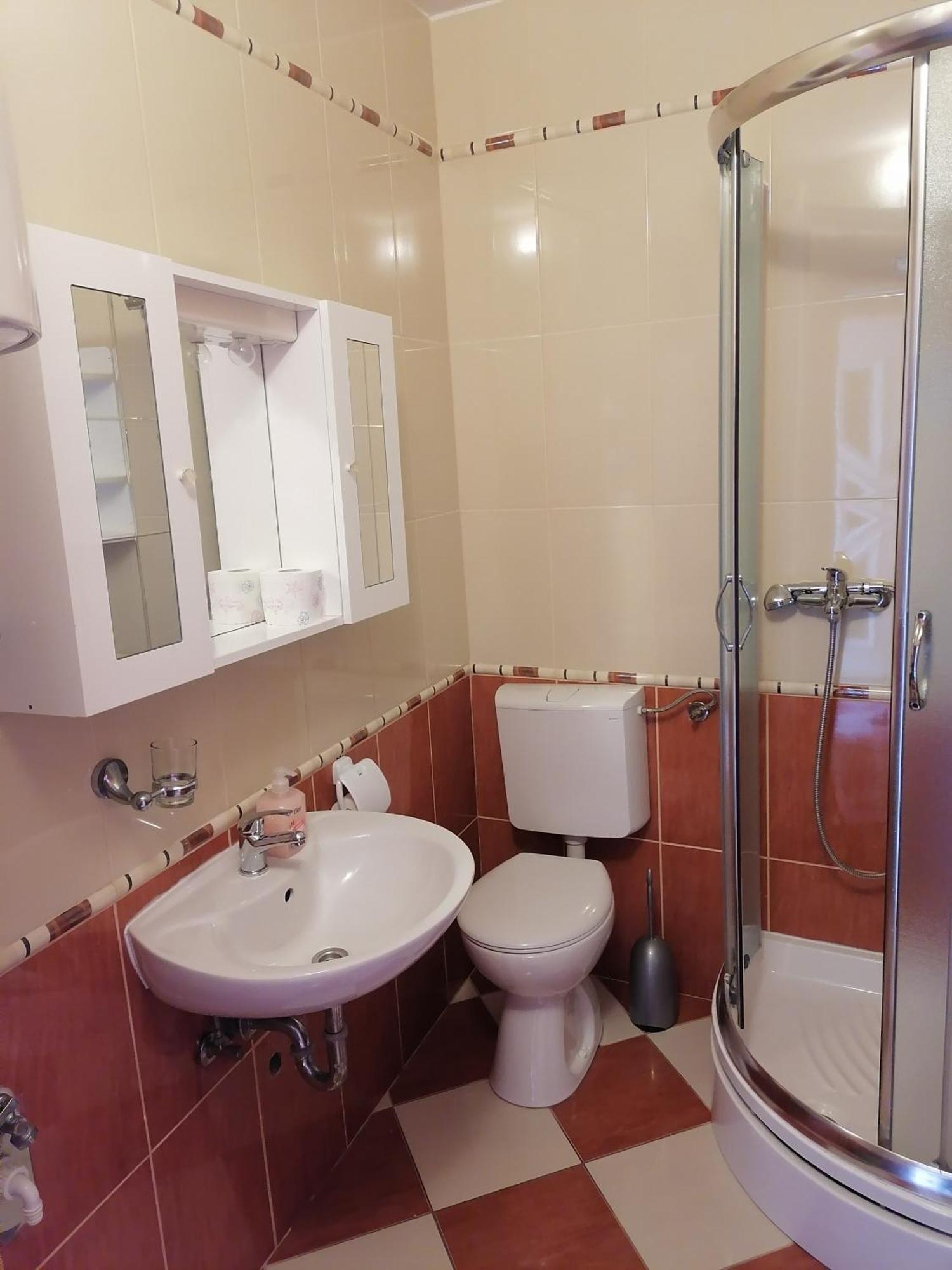 Apartmani Golomeic ซริกเวนิซา ภายนอก รูปภาพ